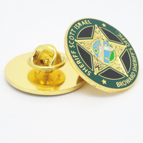 Badge, Badge, business gifts